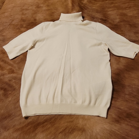 Short sleeve, turtleneck, business casual tee - Picture 3 of 5